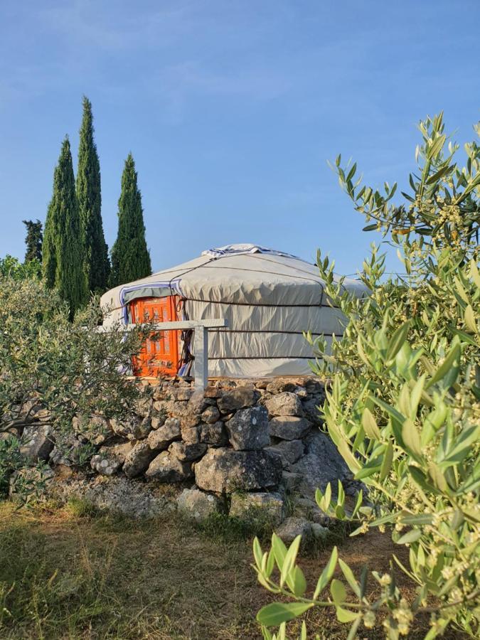 Appartamento Lovrini Dvori Brusici Esterno foto